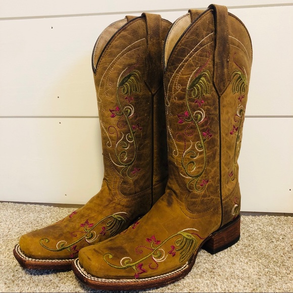 circle g by corral embroidered cowboy boot
